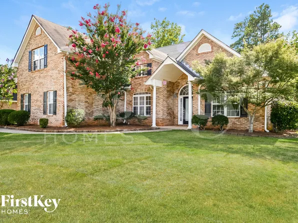 381 Glouchester Dr, Locust Grove, GA 30248