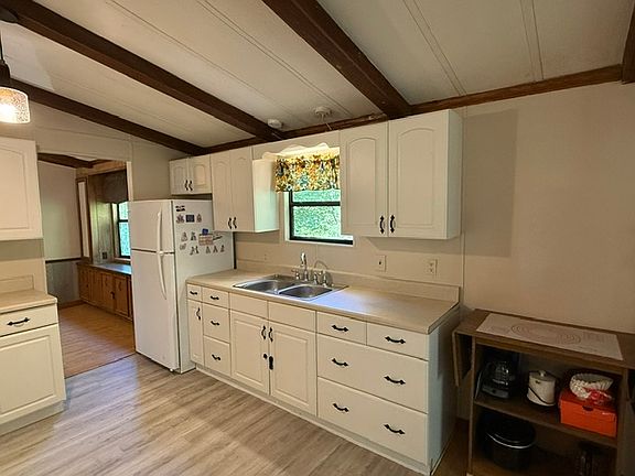 5th image of 115 Clearview Dr