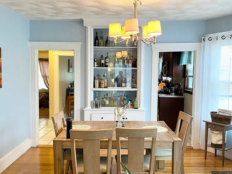 27 Bradbury Ave #A — Photo 6