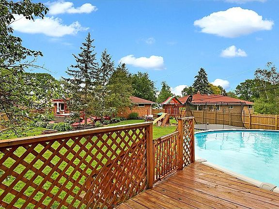 5th image of 5736 Darrow Dr