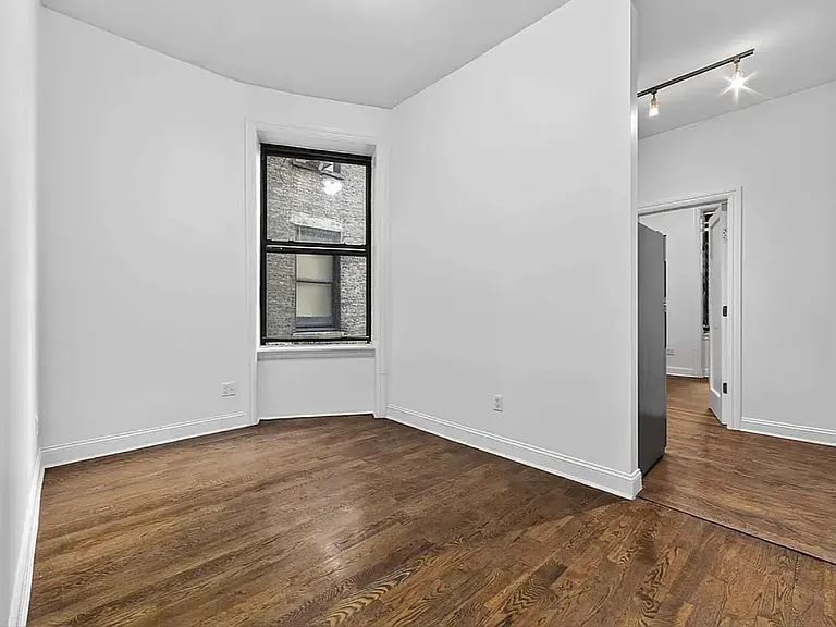207 W 107th St #2W — Photo 11