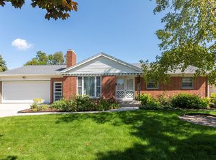 1618 Cherry Rd, Manitowoc, WI 54220