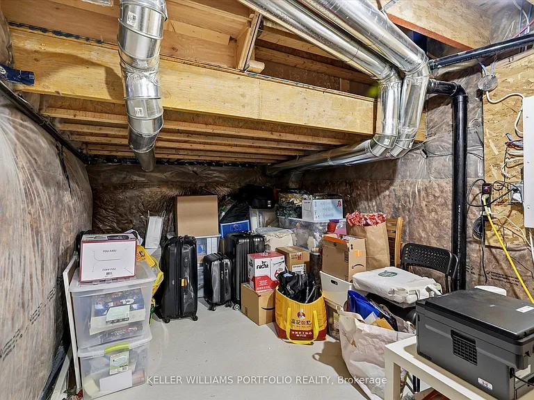 9 Viola St — Photo 41