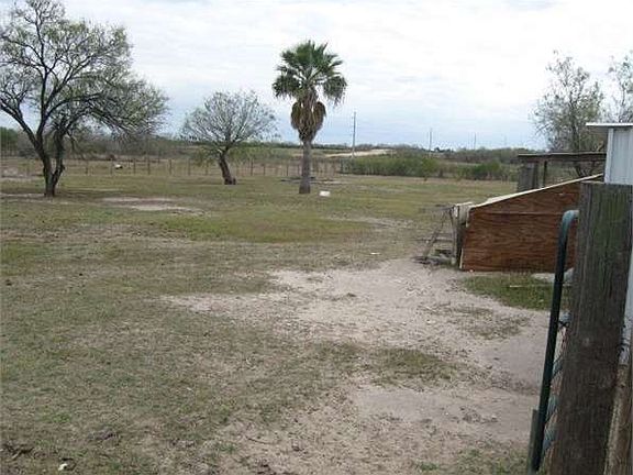 4th image of 5001 Malaga Ln