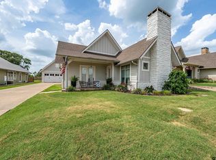 14611 Twin Pines Ln, Lindale, TX 75771