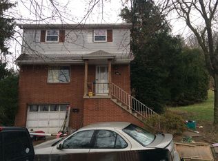 942 Elm St, Glassport, PA