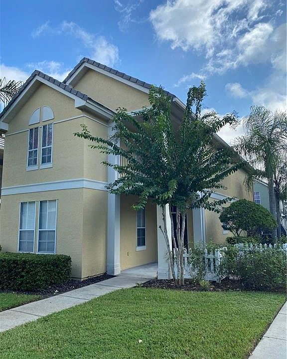 1st image of 4002 Bangalow Palm Ct #4002
