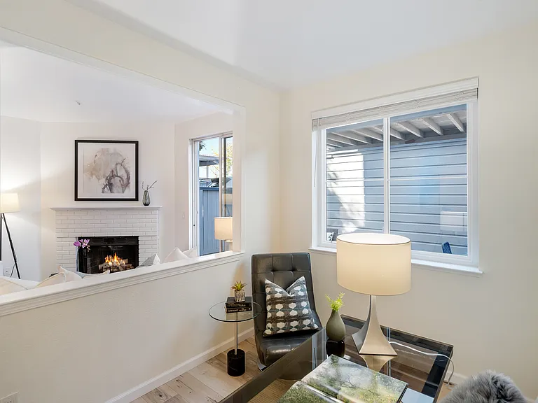 453 Cork Harbour Cir #E — Photo 25