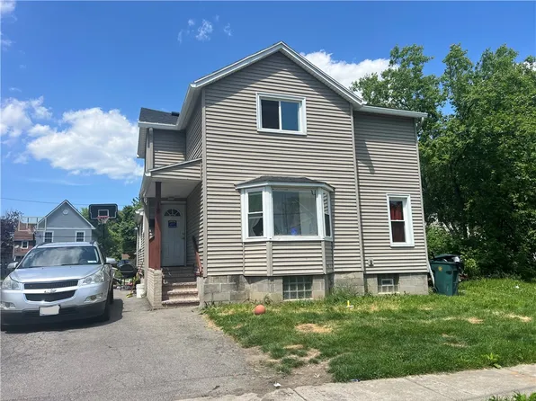 18 Woodford St, Rochester, NY 14621