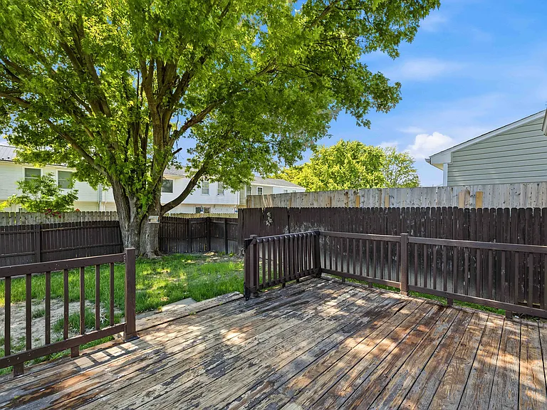 4195 Burningtree Rd — Photo 5