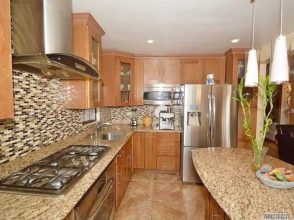 2nd image of 3037 79th St