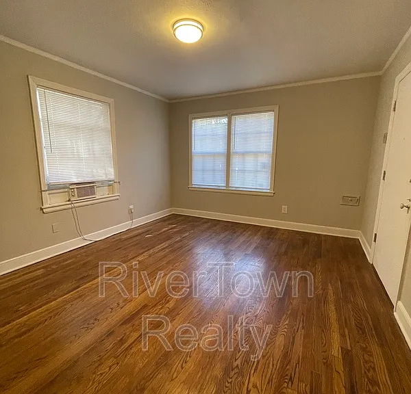 3583 Watauga Ave — Photo 2