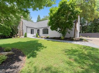 4562 Columns Dr SE, Marietta, GA 30067