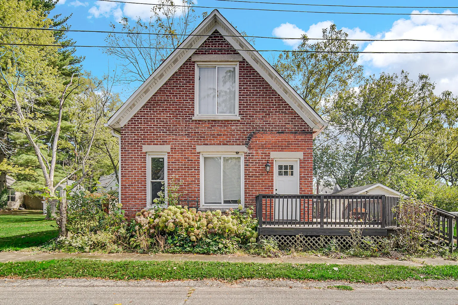 230 Halstead St photo 1