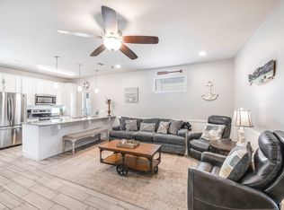 1701 S Station St #ID1325621P, Pt Aransas, TX 78373