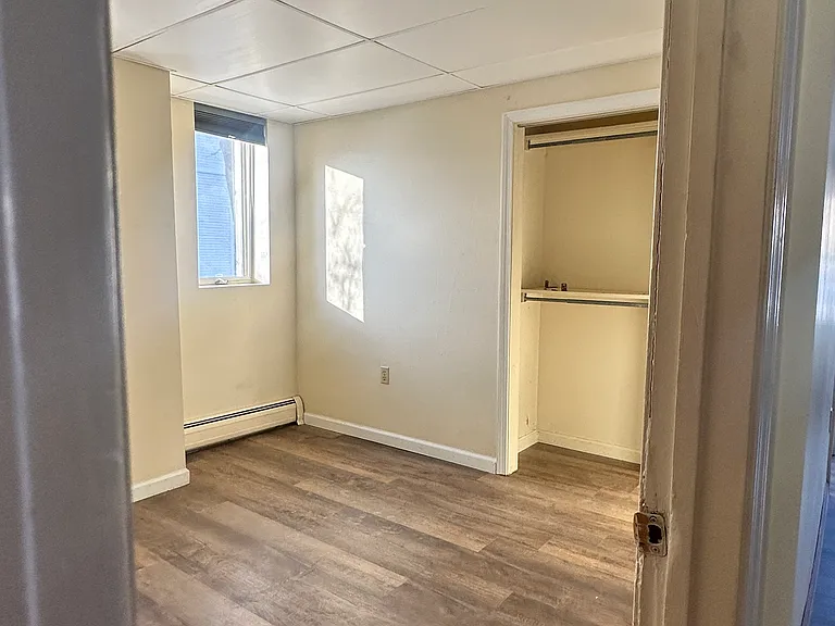 324 Main St #14 — Photo 11