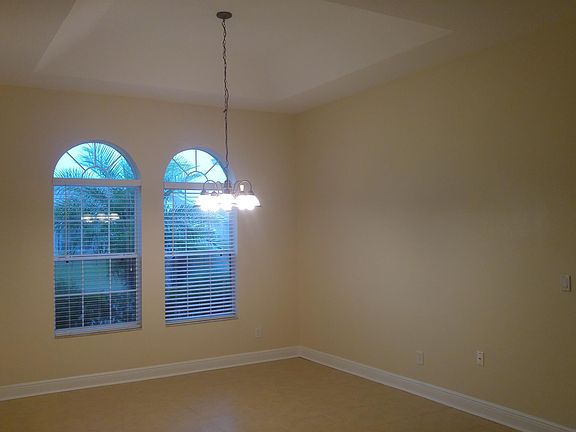 3rd image of 3336 Tumbling River Dr