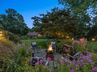 418 Trimmer Rd, Califon, NJ 07830