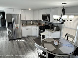 12 Robin Rd, Keansburg, NJ 07734