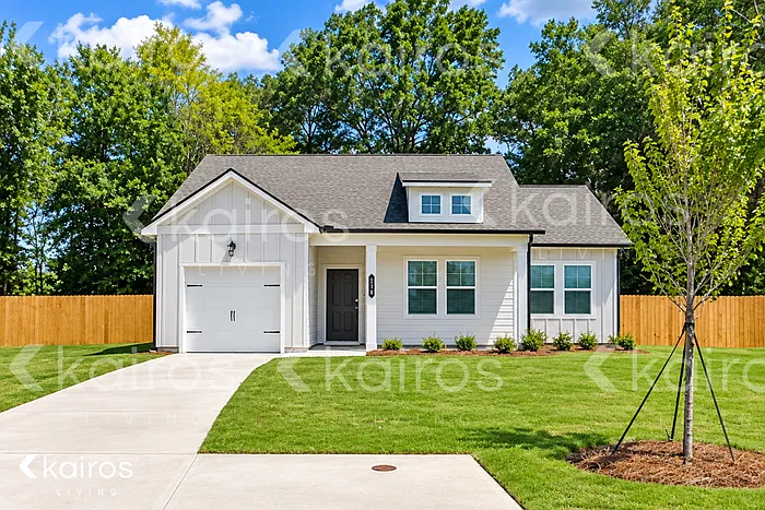 3 bed, 2.0 bath, 1152 sqft, $1,650 — Photo 1