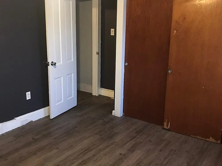 534 Madison St #FRONT — Photo 9