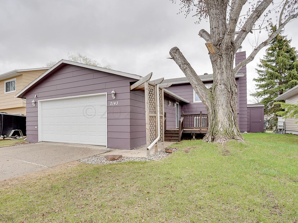 1st image of 2143 5th Ave E