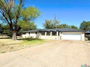 1024 Oakhurst Rd, Clovis, NM 88101
