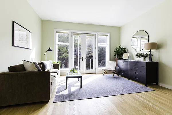 Sold by Compass | media 1