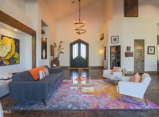 496 N La Barge Rd, Apache Junction, AZ 85119