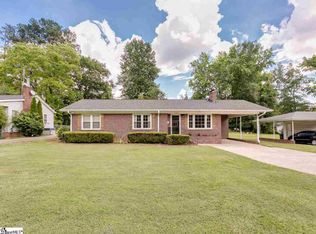 109 S Howell St, Greer, SC 29650