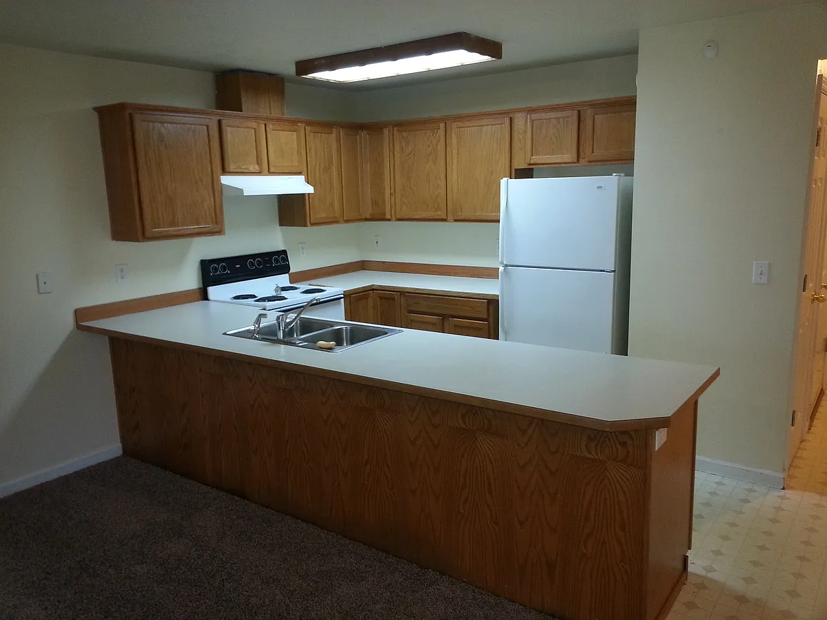 Building Photo - 492 Autumn Ave