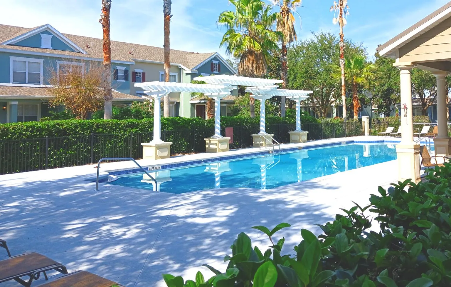2 bed, 2.5 bath, 1212 sqft, $2,195 — Photo 1
