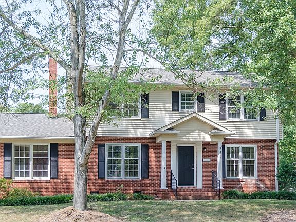 2nd image of 3107 Ivydale Dr