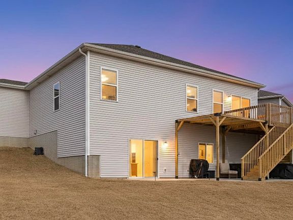 2nd image of 17525 Rose Lane Rd