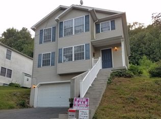 2268 Ochre St, Reading, PA 19606