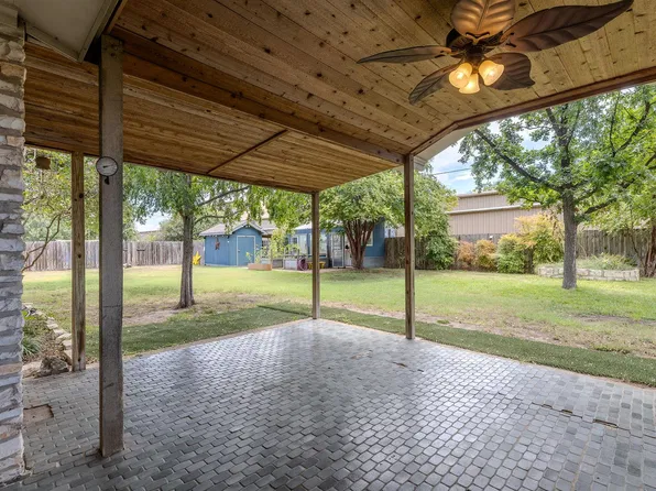 8509 Slant Oak Dr, Austin, TX 78729