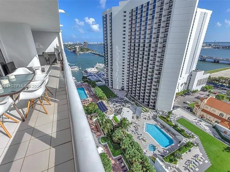 1717 N Bayshore Dr #A-2654 — Photo 21