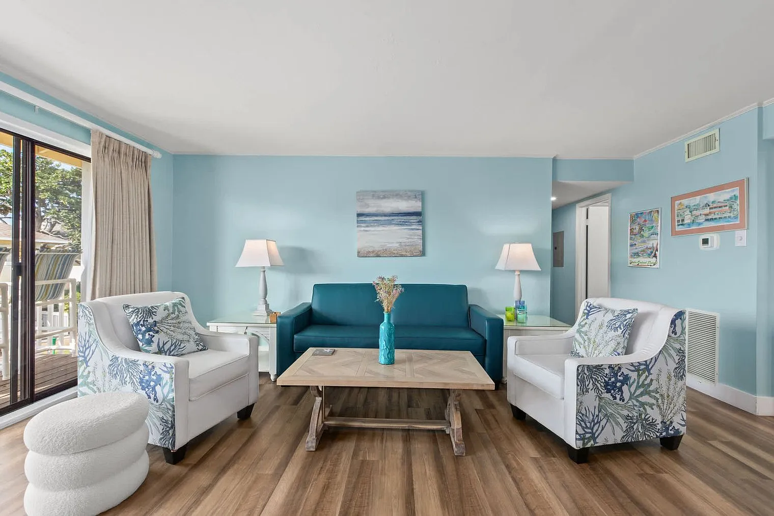 2 bed, 2.0 bath, 947 sqft, $3,548 — Photo 4