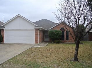 949 N Meadow Cir, Keller, TX 76248