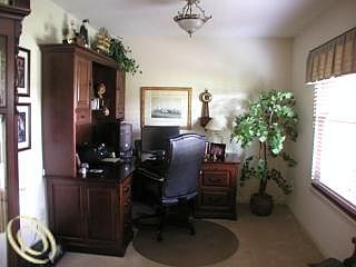 4th image of 12568 Woodpine Dr