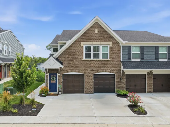 592 Foxhill Dr, Crescent Springs, KY 41017