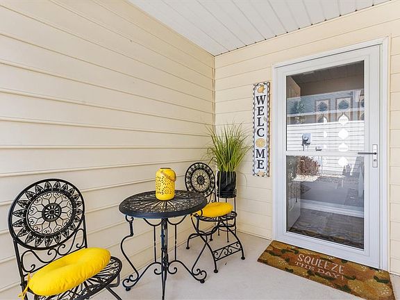 3rd image of 1479 Azteca Loop