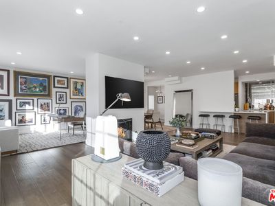5240 Zelzah Ave APT 101, Encino, CA, 91316