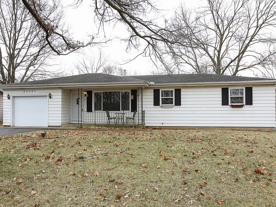 1st image of 23821 W Sussex Dr