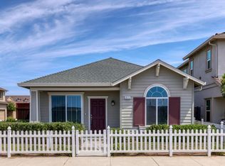 915 Rogge Rd, Salinas, CA 93906