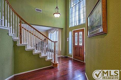 3rd image of 2200 Beechwood Ln