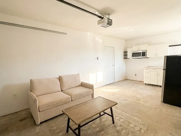 412 Stella Royal — Photo 15