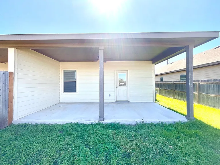 2575 Pahmeyer Rd — Photo 29