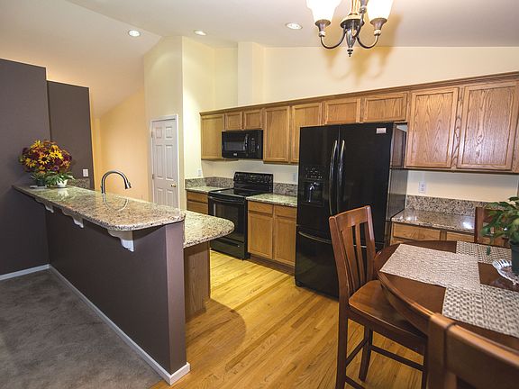 5th image of 3660 S 378th St