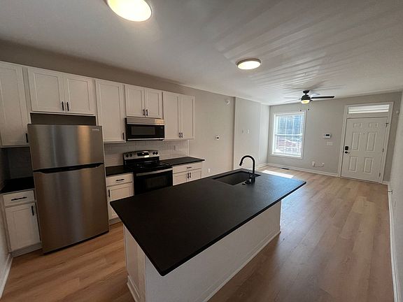 2nd image of 1503-1511 Hunter Ave #A